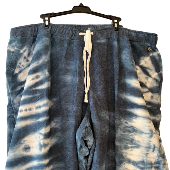 Livi Active French Terry Joggers 18/20 - Picture 3 of 8